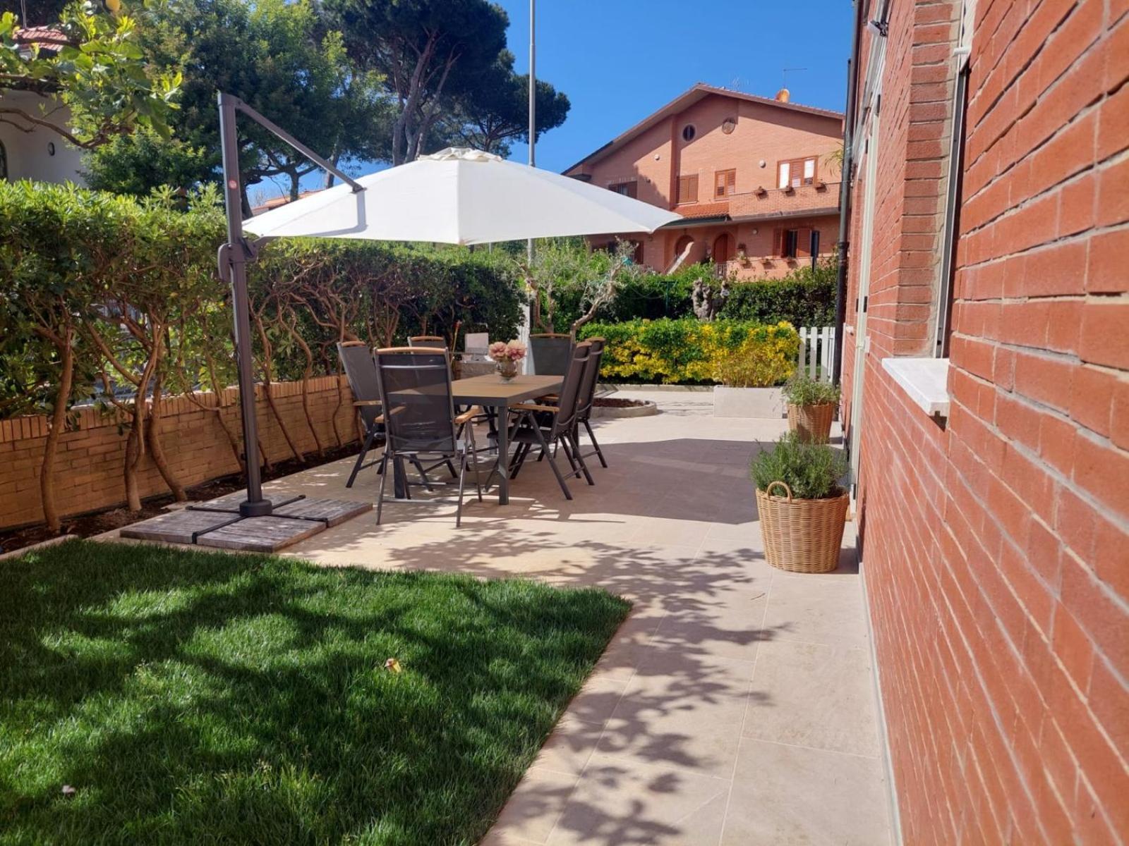 Casa Del Sole Apartments With Garden Marina Di Pisa Extérieur photo